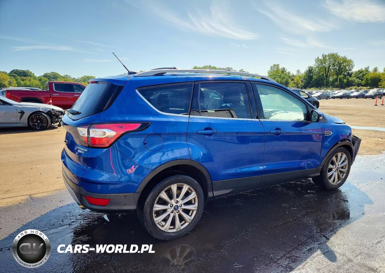 2017 Ford Escape Titanium VIN:1FMCU9JD6HUC16796 - 3