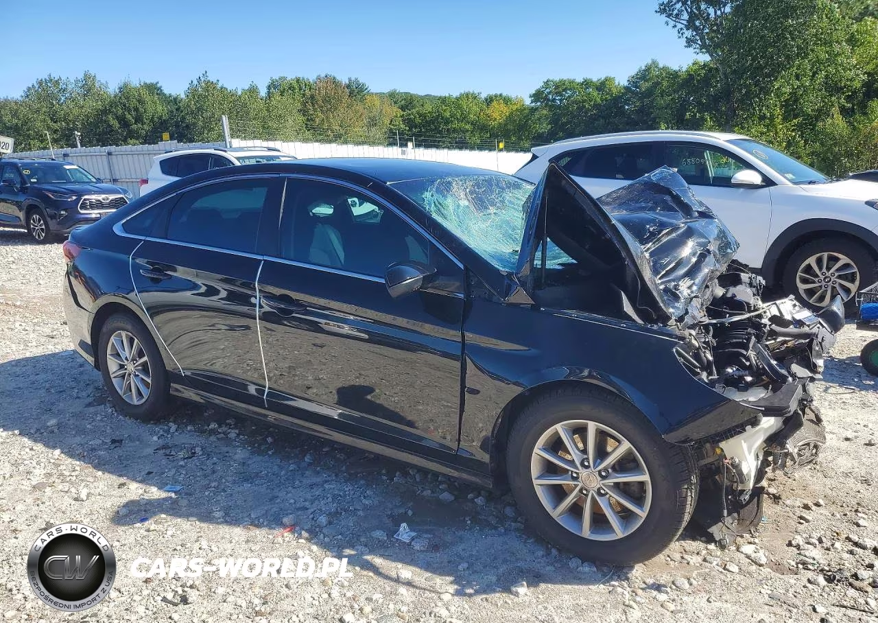2018 Hyundai Sonata Se VIN:5NPE24AF5JH706623 - 4