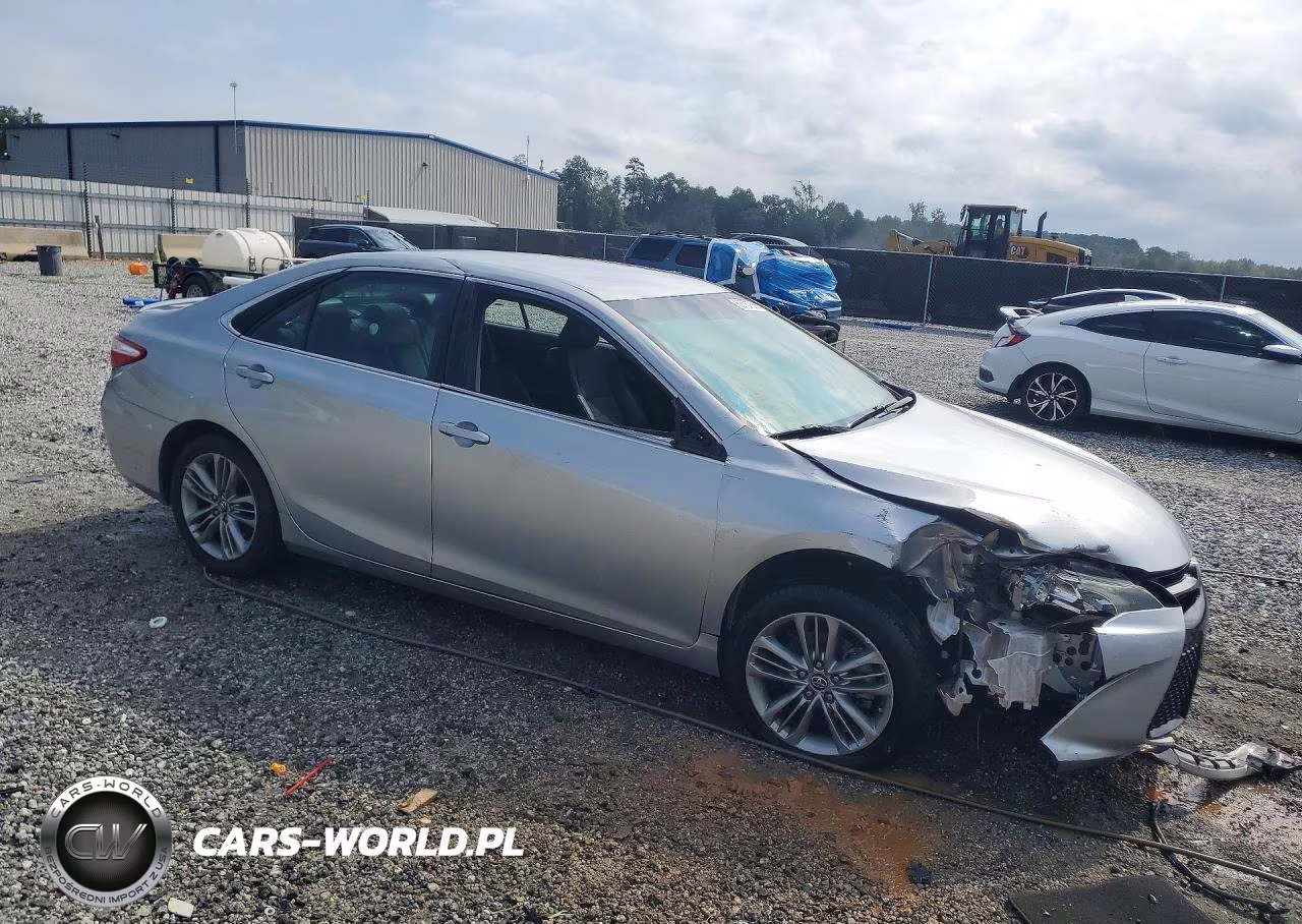 2017 Toyota Camry Se VIN:4T1BF1FK3HU626373 - 4