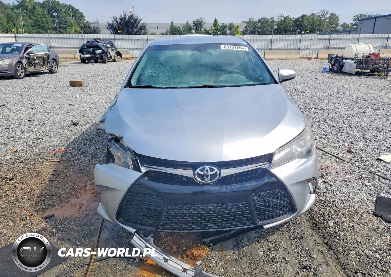2017 Toyota Camry Se VIN:4T1BF1FK3HU626373 - 5