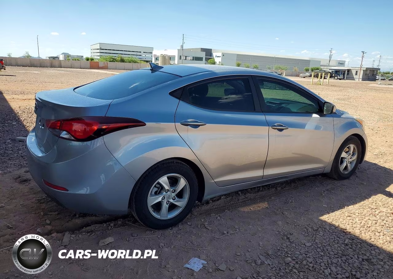 2015 Hyundai Elantra Se VIN:5NPDH4AE6FH572200 - 3