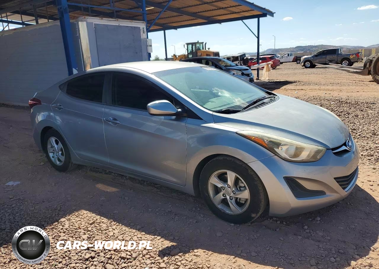 2015 Hyundai Elantra Se VIN:5NPDH4AE6FH572200 - 4