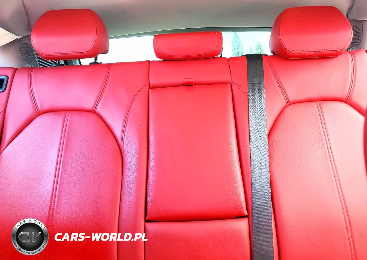 2020 Alfa Romeo Stelvio VIN:ZASPAJAN2L7C92717 - 10