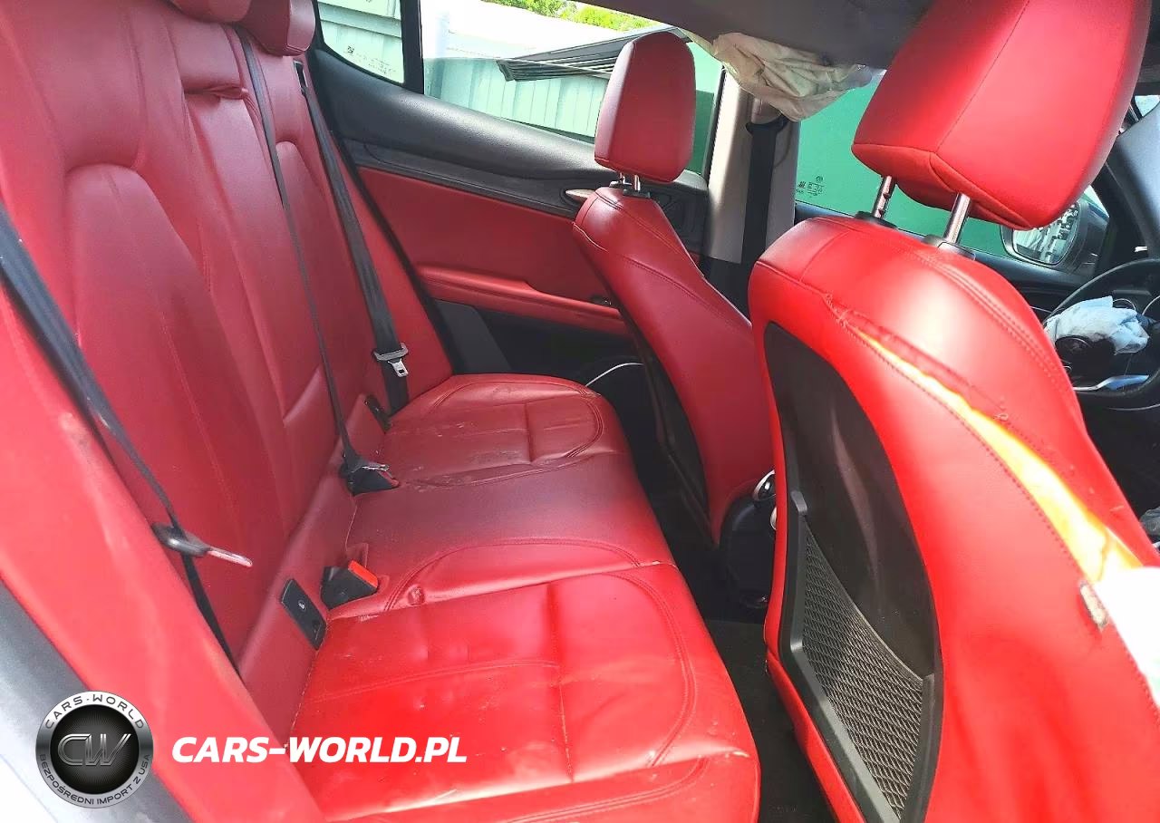 2020 Alfa Romeo Stelvio VIN:ZASPAJAN2L7C92717 - 11