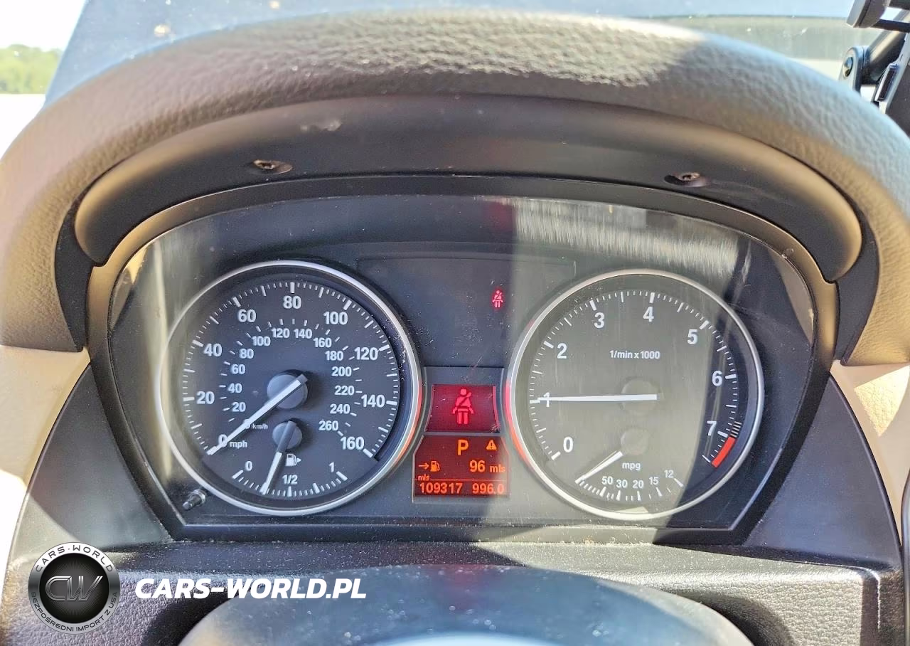 2014 BMW X1 xDrive28I VIN:WBAVL1C59EVY18182 - 9