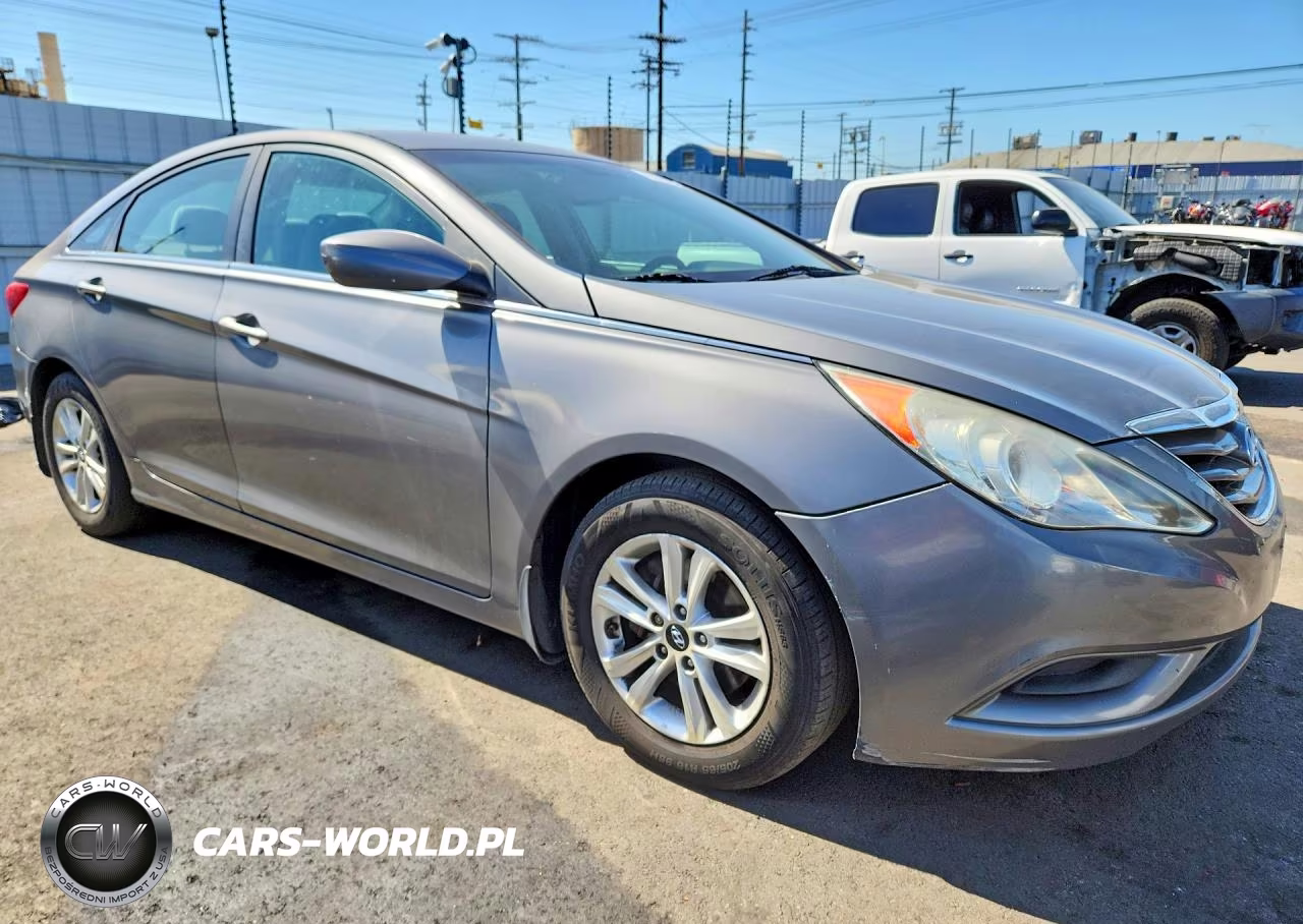 2013 Hyundai Sonata Gls VIN:5NPEB4AC2DH674370 - 4
