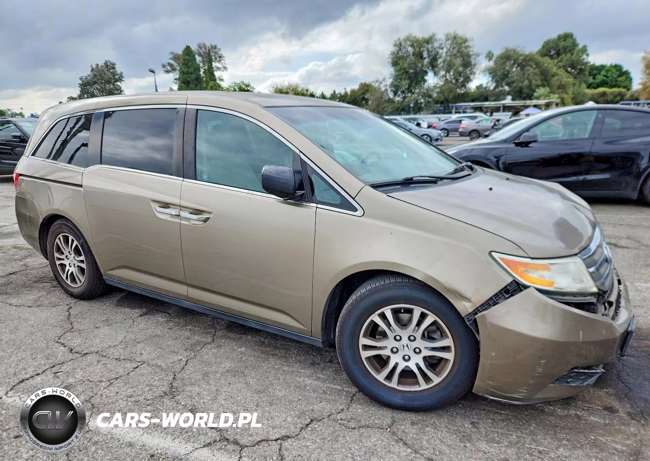2012 Honda Odyssey Exl VIN:5FNRL5H63CB007437 - 4