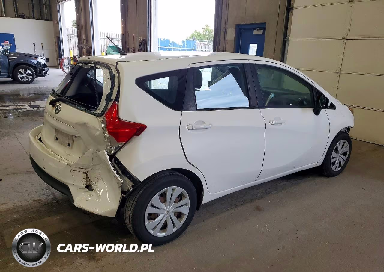 2019 Nissan Versa Note S VIN:3N1CE2CPXKL356127 - 3