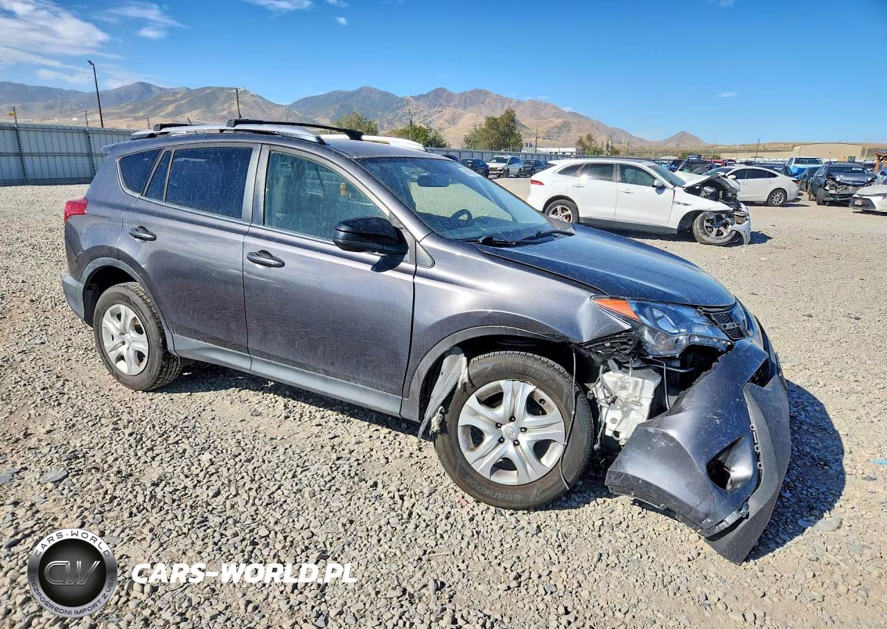 2015 Toyota Rav4 Le VIN:JTMBFREV2FJ037313 - 4