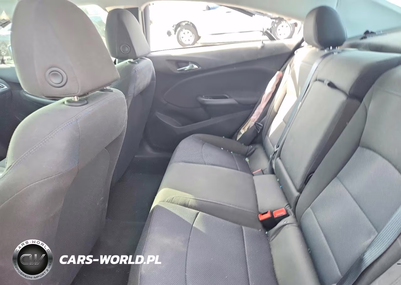2019 Chevrolet Cruze Lt VIN:1G1BE5SM1K7109061 - 10