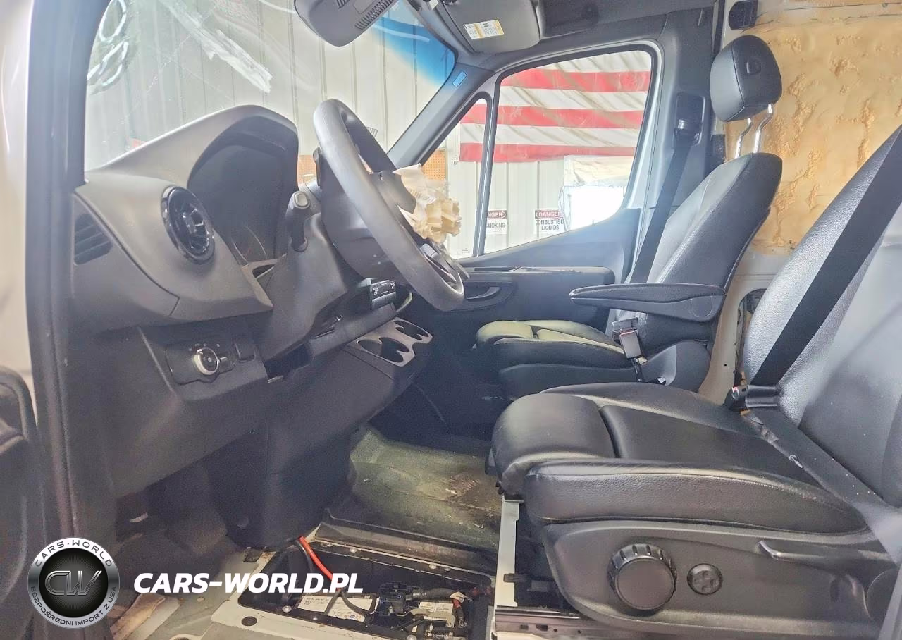2023 Mercedes-Benz Sprinter 2500 Delivery Van VIN:W1Y4NDHY4PT148645 - 7