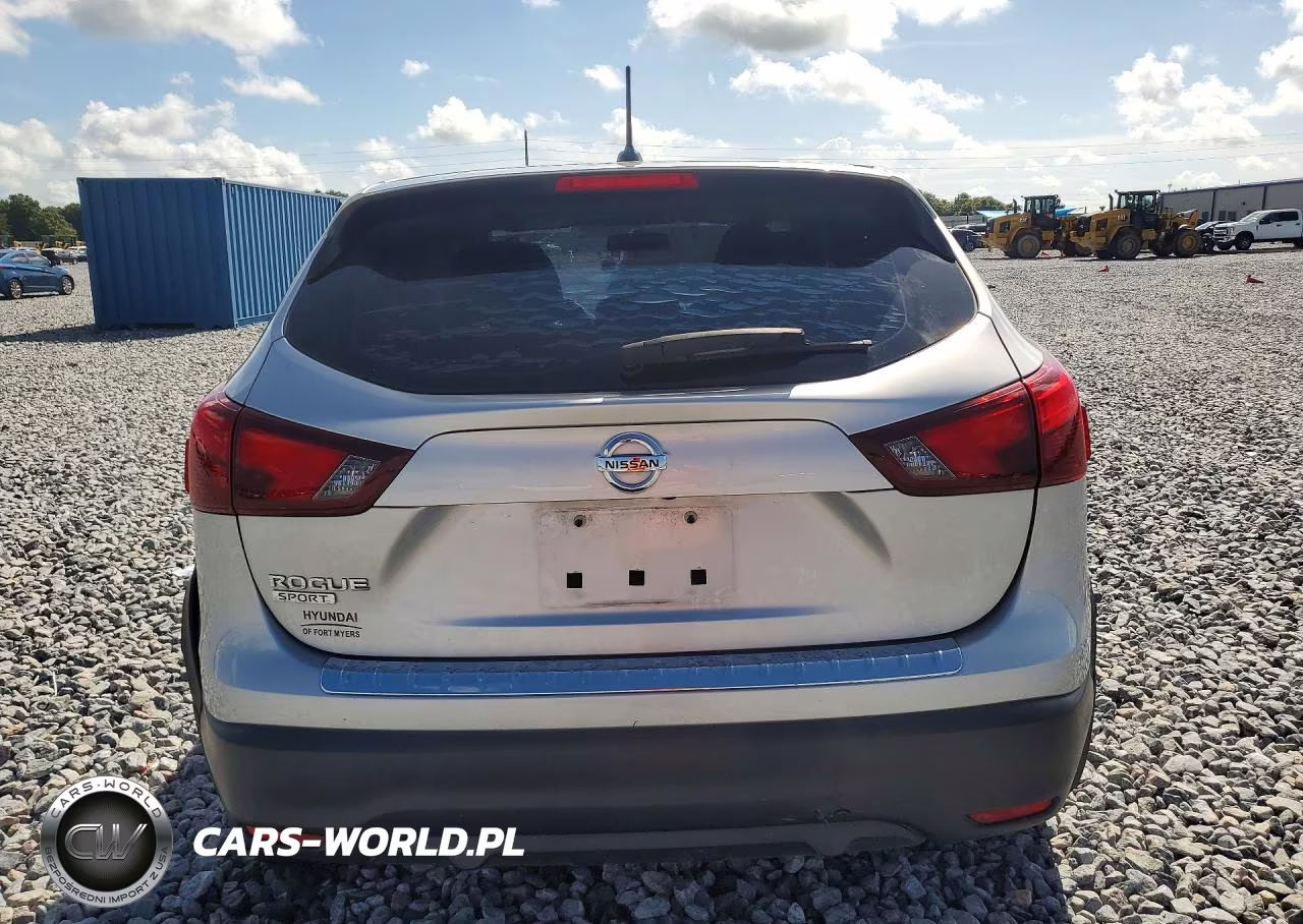 2018 Nissan Rogue Sport S VIN:JN1BJ1CP1JW188310 - 6