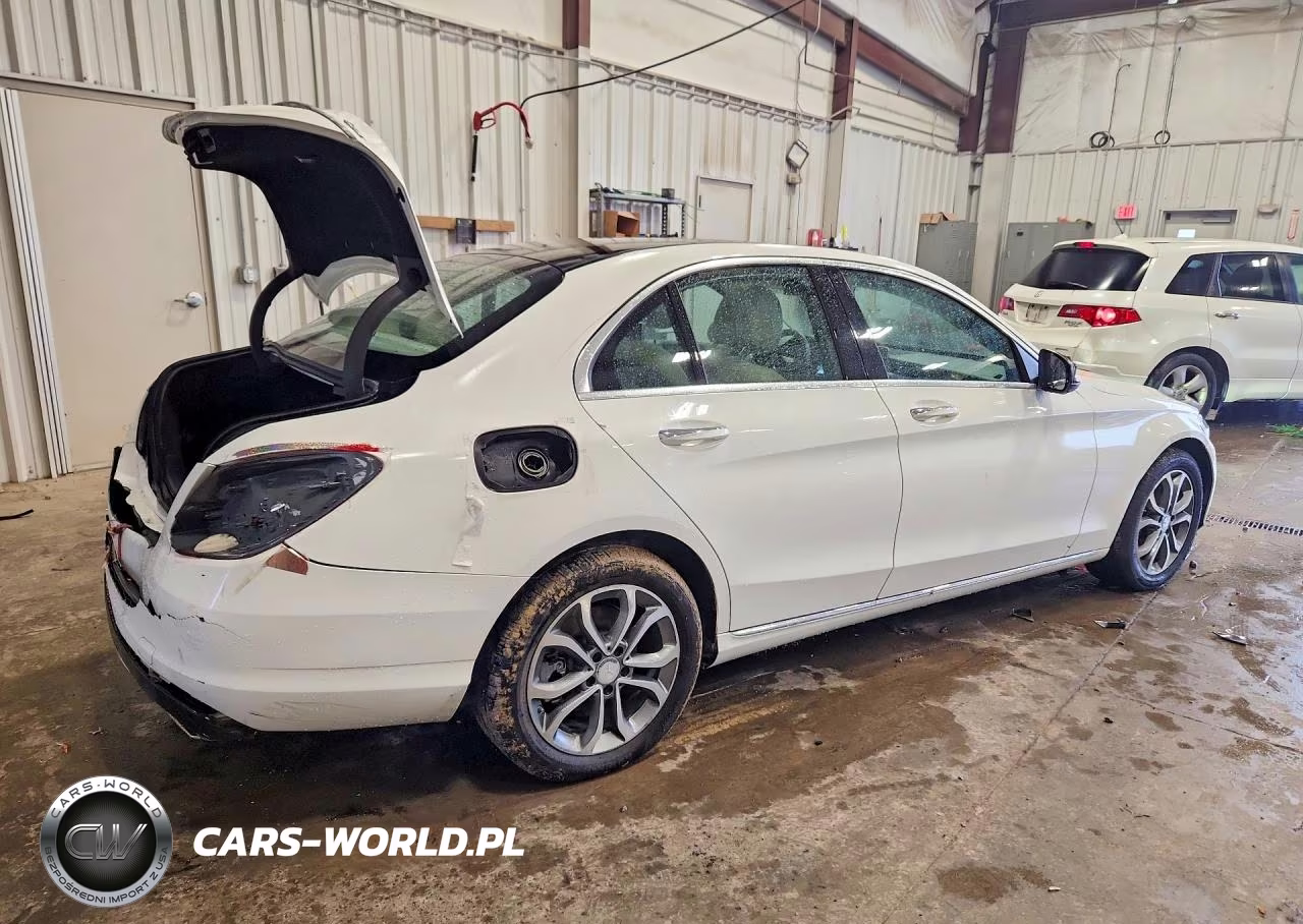 2017 Mercedes-Benz C 300 4Matic VIN:55SWF4KB6HU183270 - 3