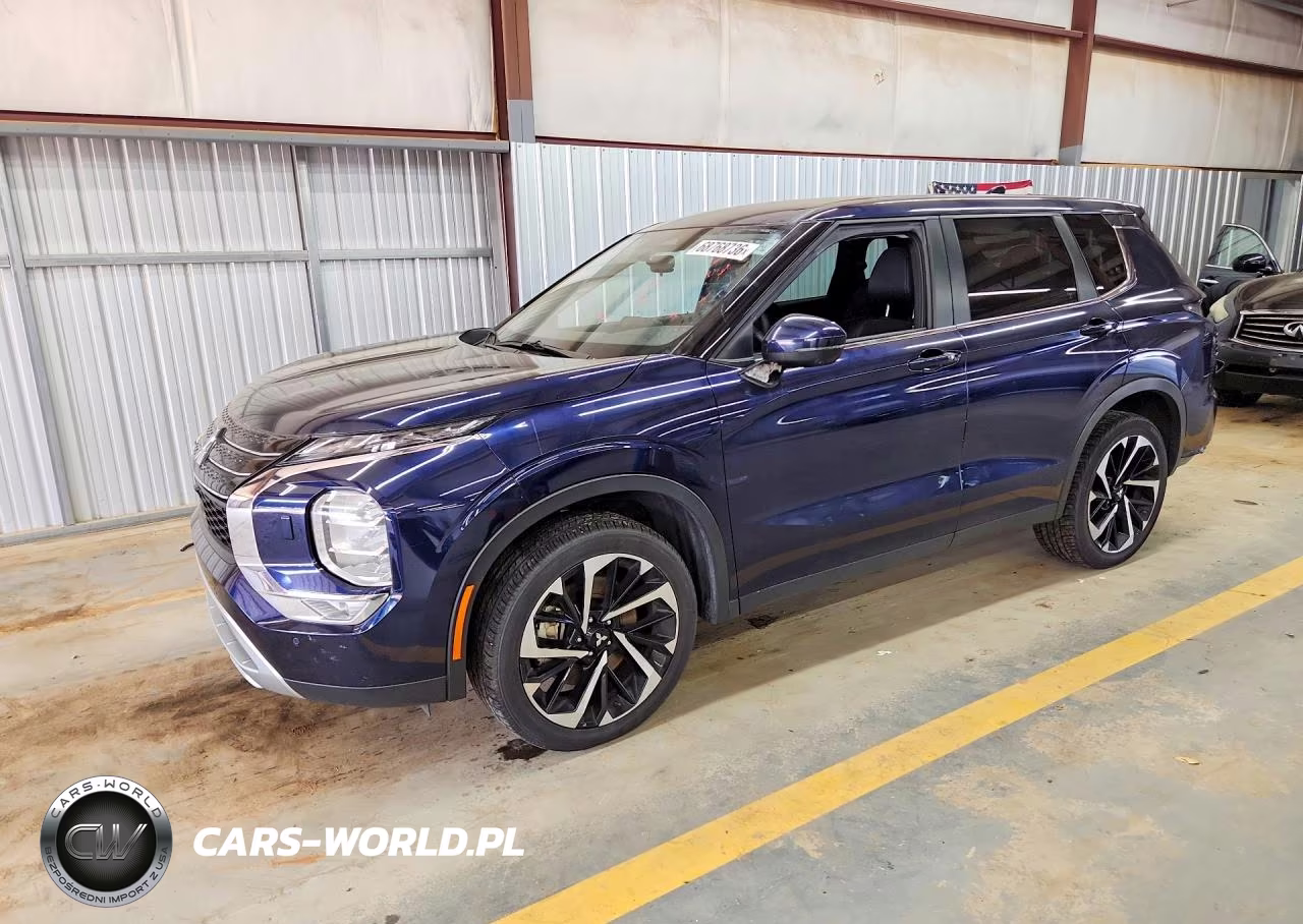 2024 Mitsubishi Outlander Se