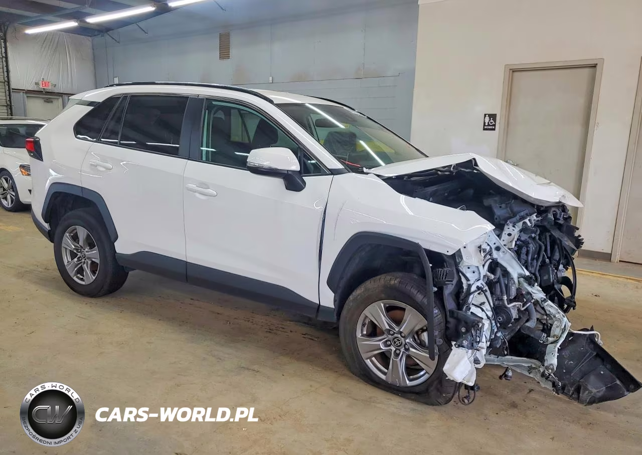2025 Toyota Rav4 Xle VIN:2T3P1RFV6SW508572 - 4