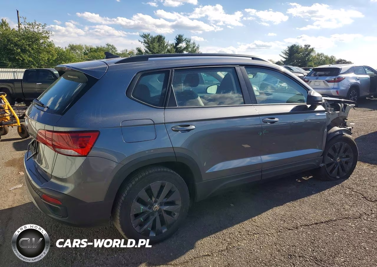 2024 Volkswagen Taos S VIN:3VV5X7B28RM070222 - 3