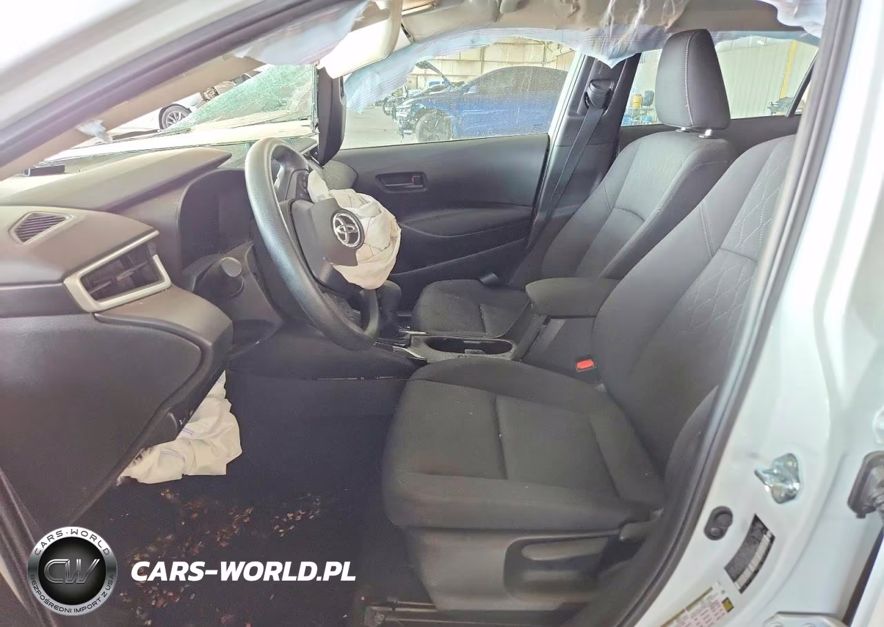 2026 Toyota Corolla Le VIN:5YFB4MDE6TP421449 - 7