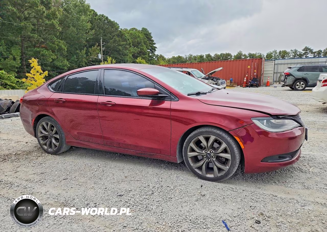 2015 Chrysler 200 S VIN:1C3CCCDG9FN673902 - 4