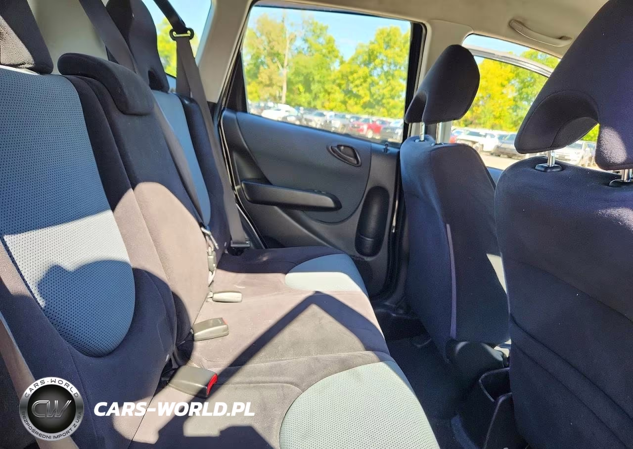 2008 Honda Fit Sport VIN:JHMGD38648S042523 - 11