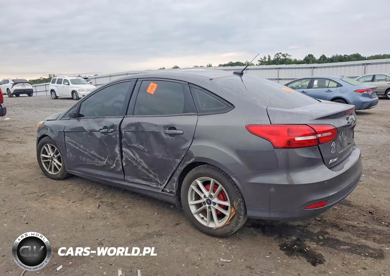 2017 Ford Focus Se VIN:1FADP3F21HL227379 - 2