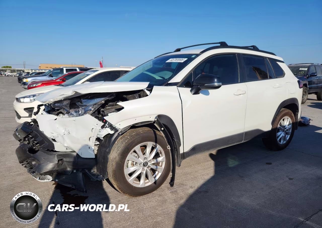 2026 Toyota Corolla Cross Le – zdjęcie 1 z 14