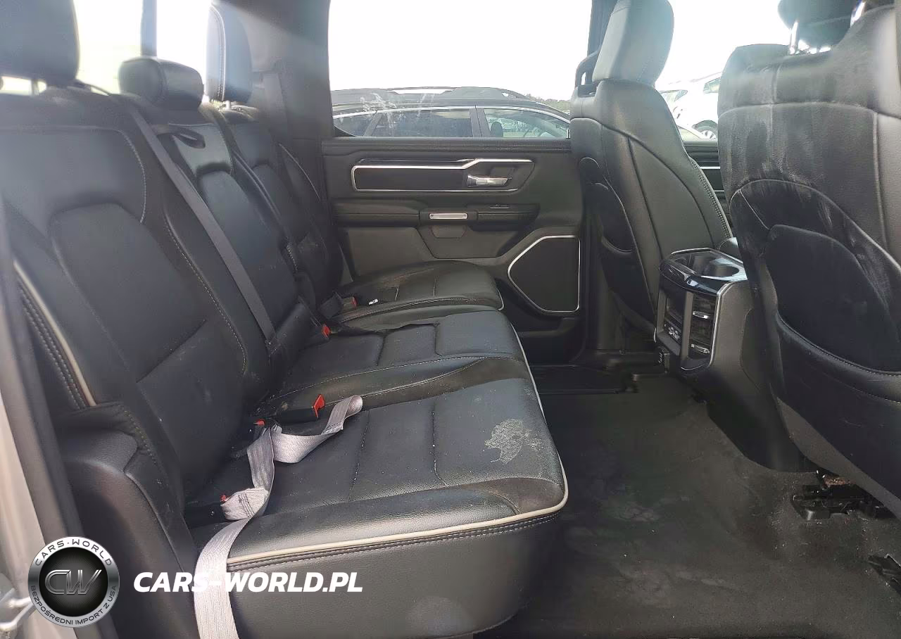 2021 Ram 1500 Laramie VIN:1C6RREJT8MN569133 - 10