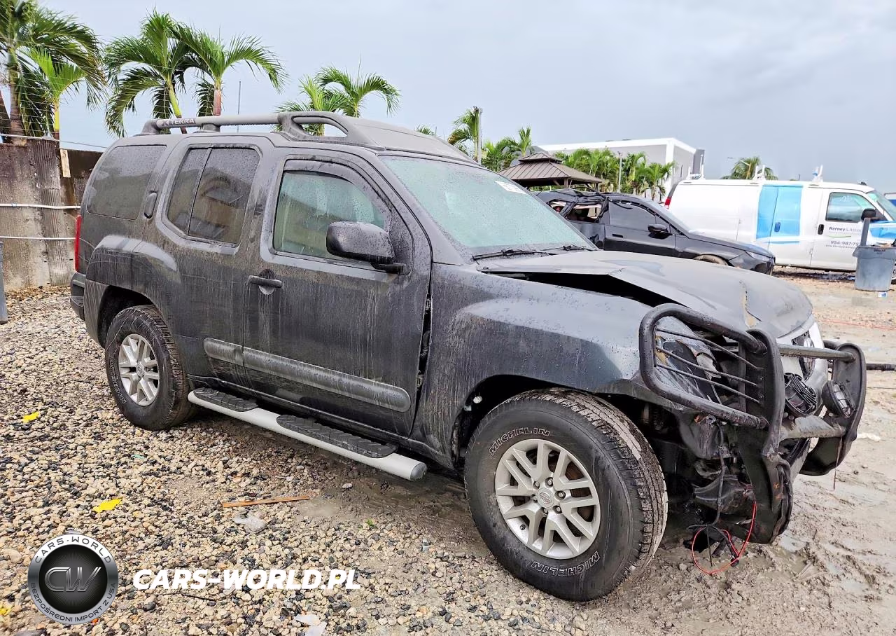 2015 Nissan Xterra S VIN:5N1AN0NU1FN659004 - 4