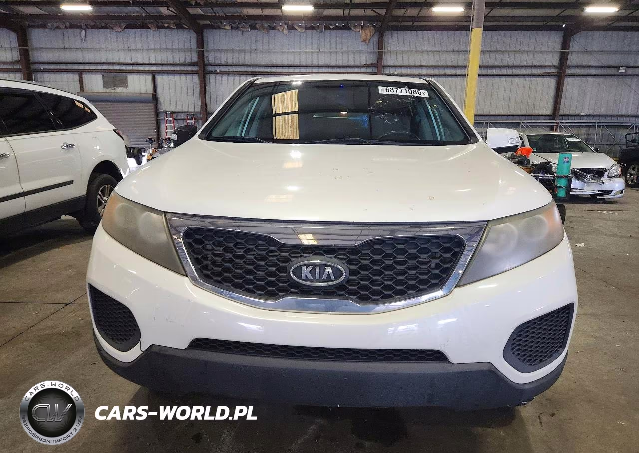 2012 Kia Sorento Lx VIN:5XYKTCA63CG221966 - 5