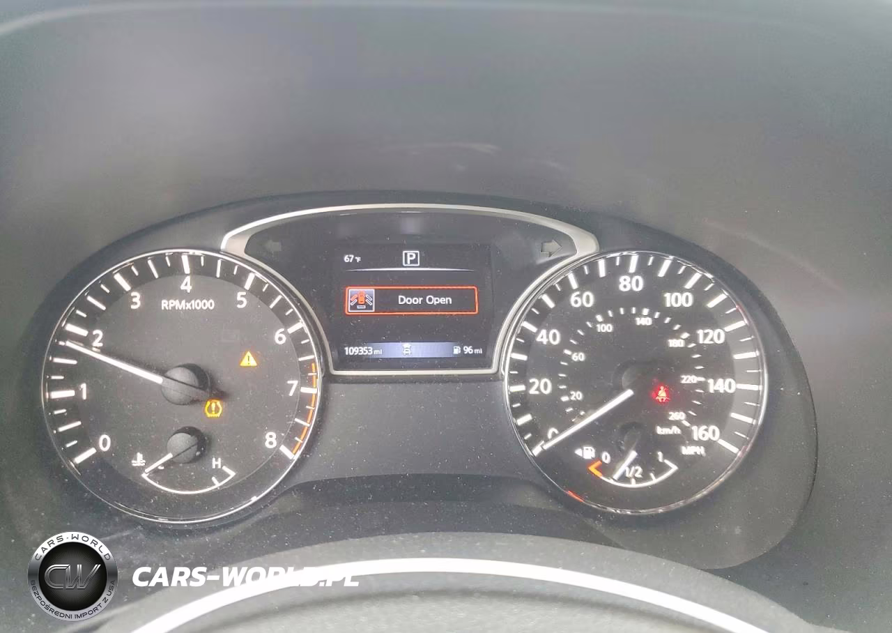 2019 Nissan Pathfinder S VIN:5N1DR2MN8KC636459 - 9