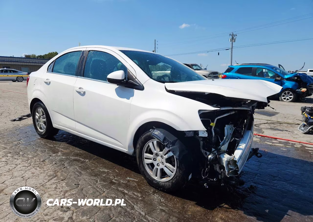 2015 Chevrolet Sonic Lt VIN:1G1JC5SH3F4186798 - 4