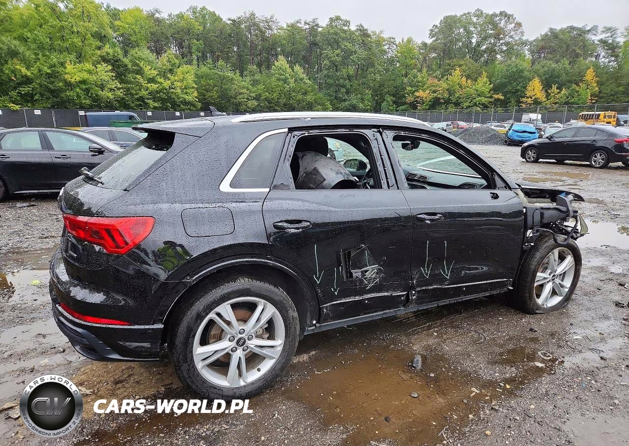 2021 Audi Q3 Premium S Line 45 VIN:WA1DECF3XM1019980 - 3