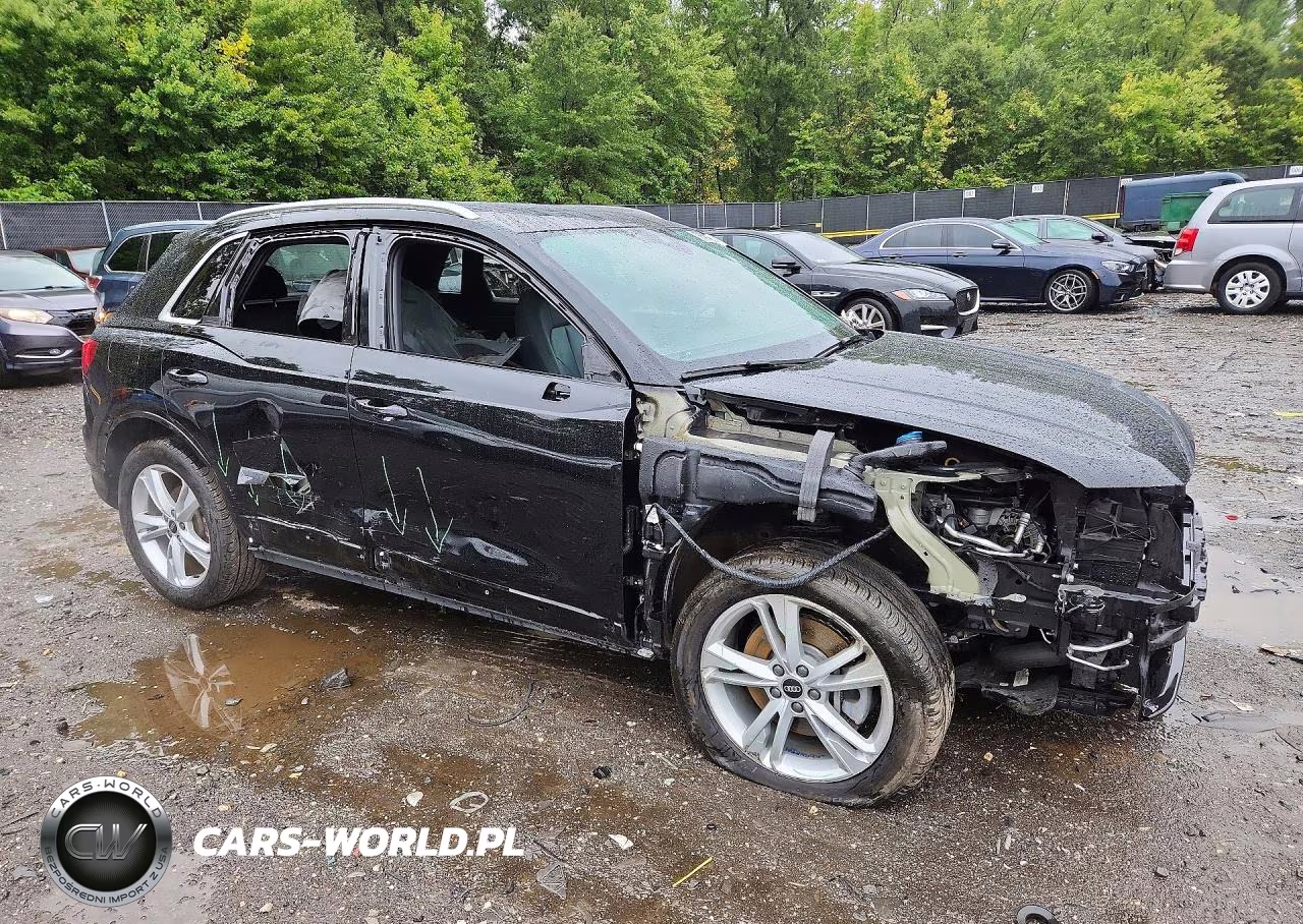 2021 Audi Q3 Premium S Line 45 VIN:WA1DECF3XM1019980 - 4
