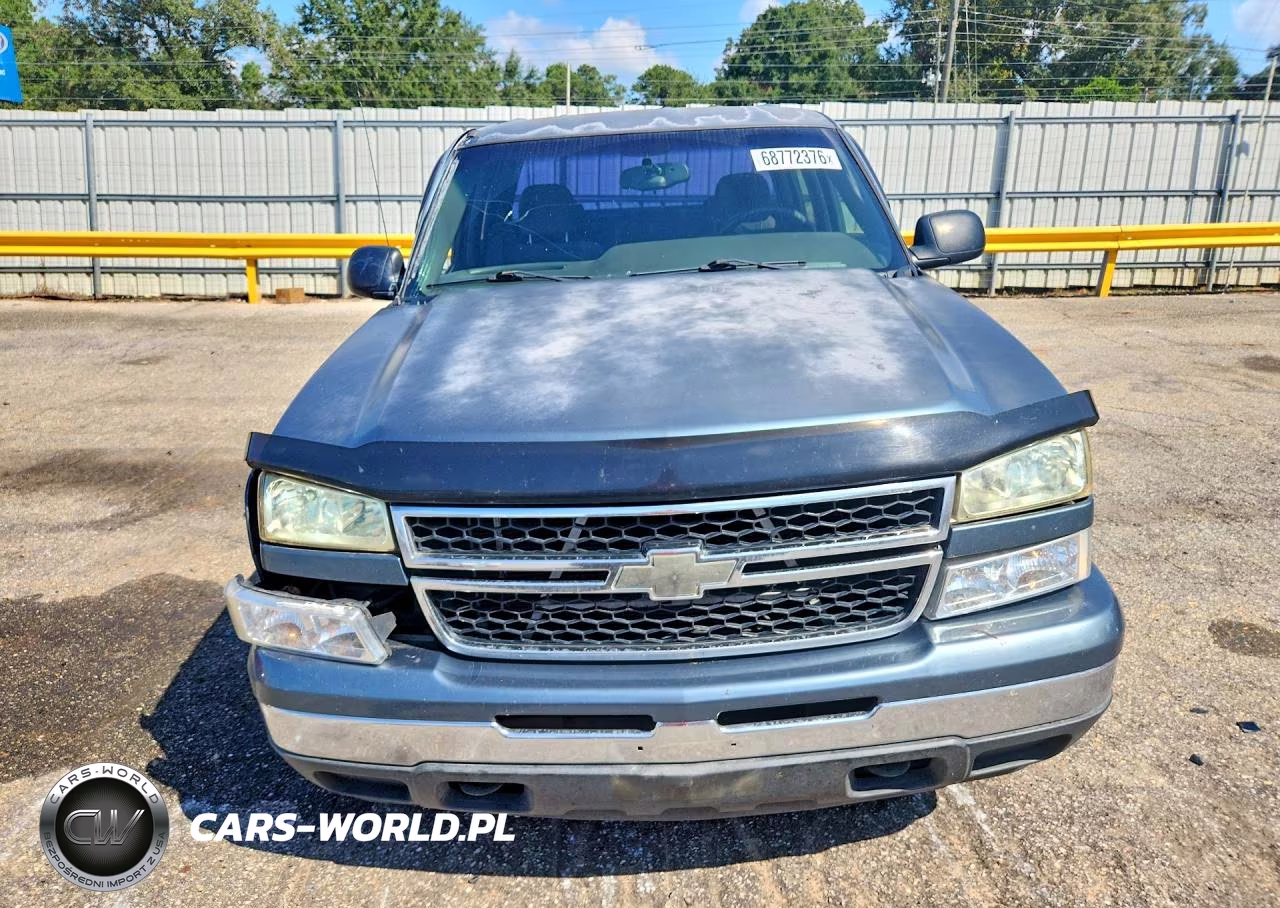 2006 Chevrolet Silverado K1500 VIN:2GCEK13V961275375 - 5