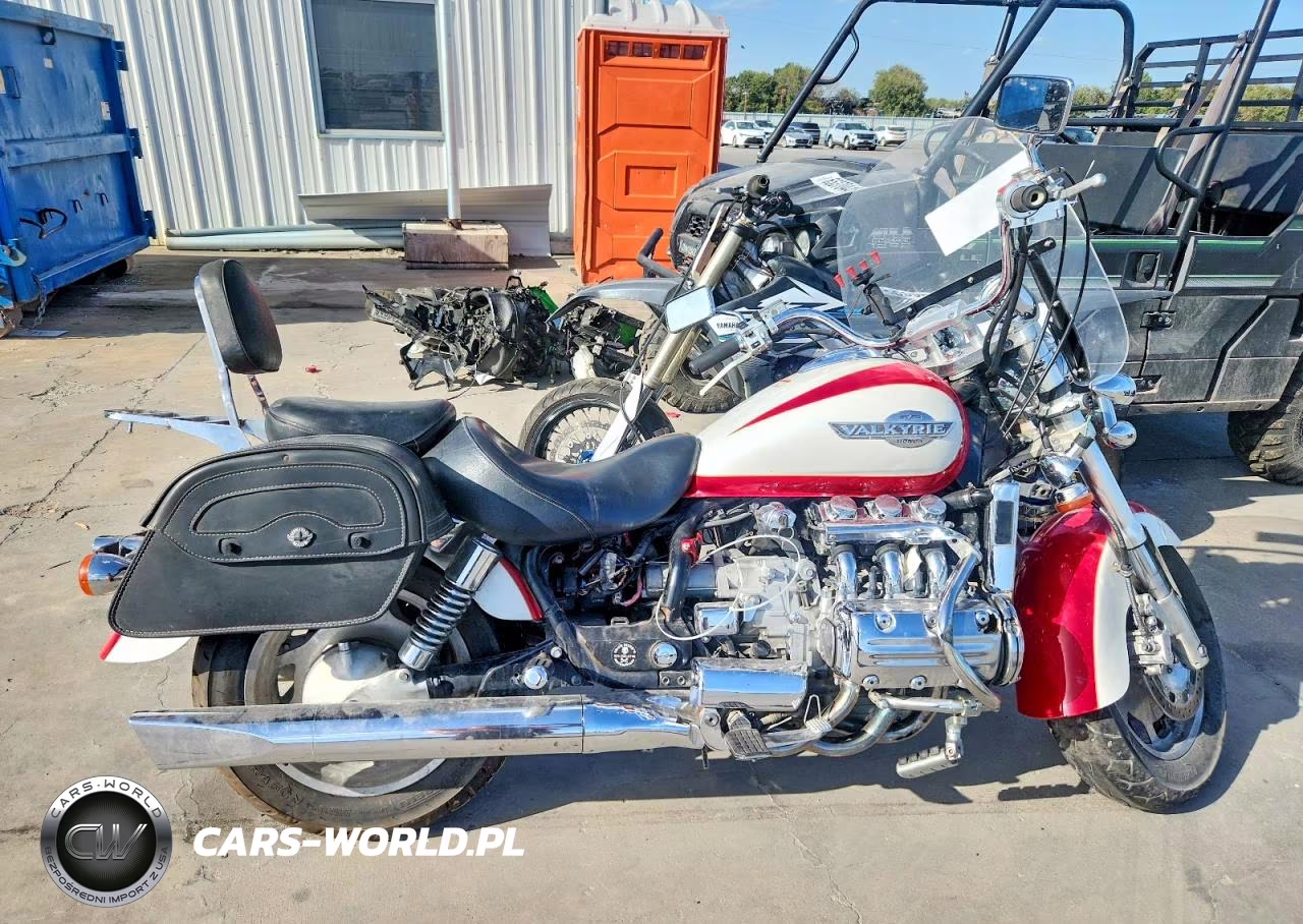 1997 Honda Gl1500 C-2