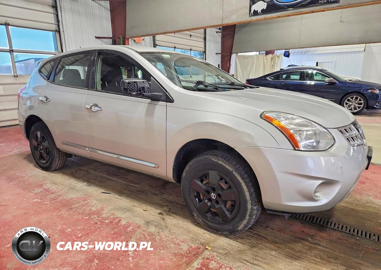 2013 Nissan Rogue S VIN:JN8AS5MV1DW151194 - 4