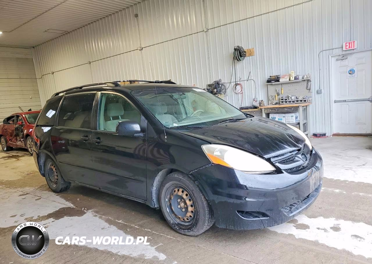 2008 Toyota Sienna Le 7-Passenger VIN:5TDZK23C98S204985 - 4