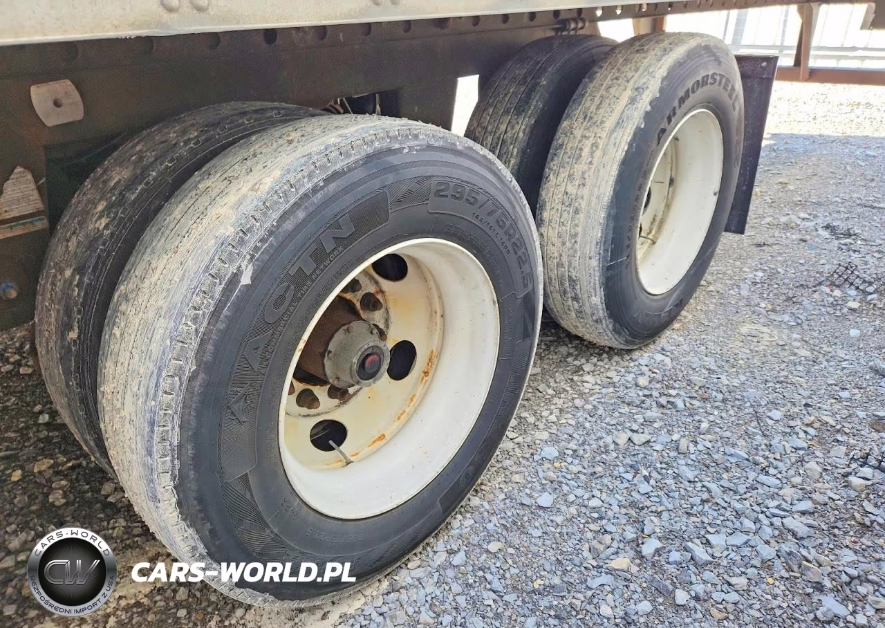 2012 Utility Trailer Manufacture Utility Tr - Dry Van Trailer VIN:1UYVS2532CG358115 - 11