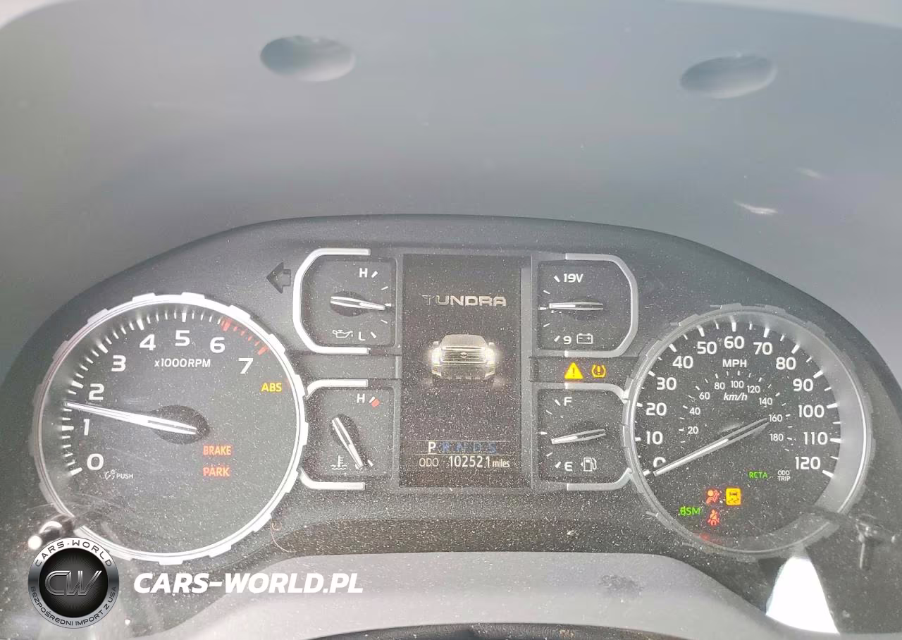 2018 Toyota Tundra 1794 Edition VIN:5TFAY5F18JX697971 - 9
