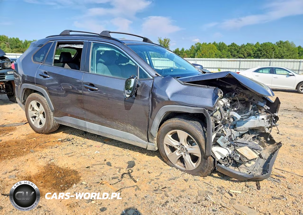 2021 Toyota Rav4 Xle VIN:2T3W1RFV6MC152205 - 4