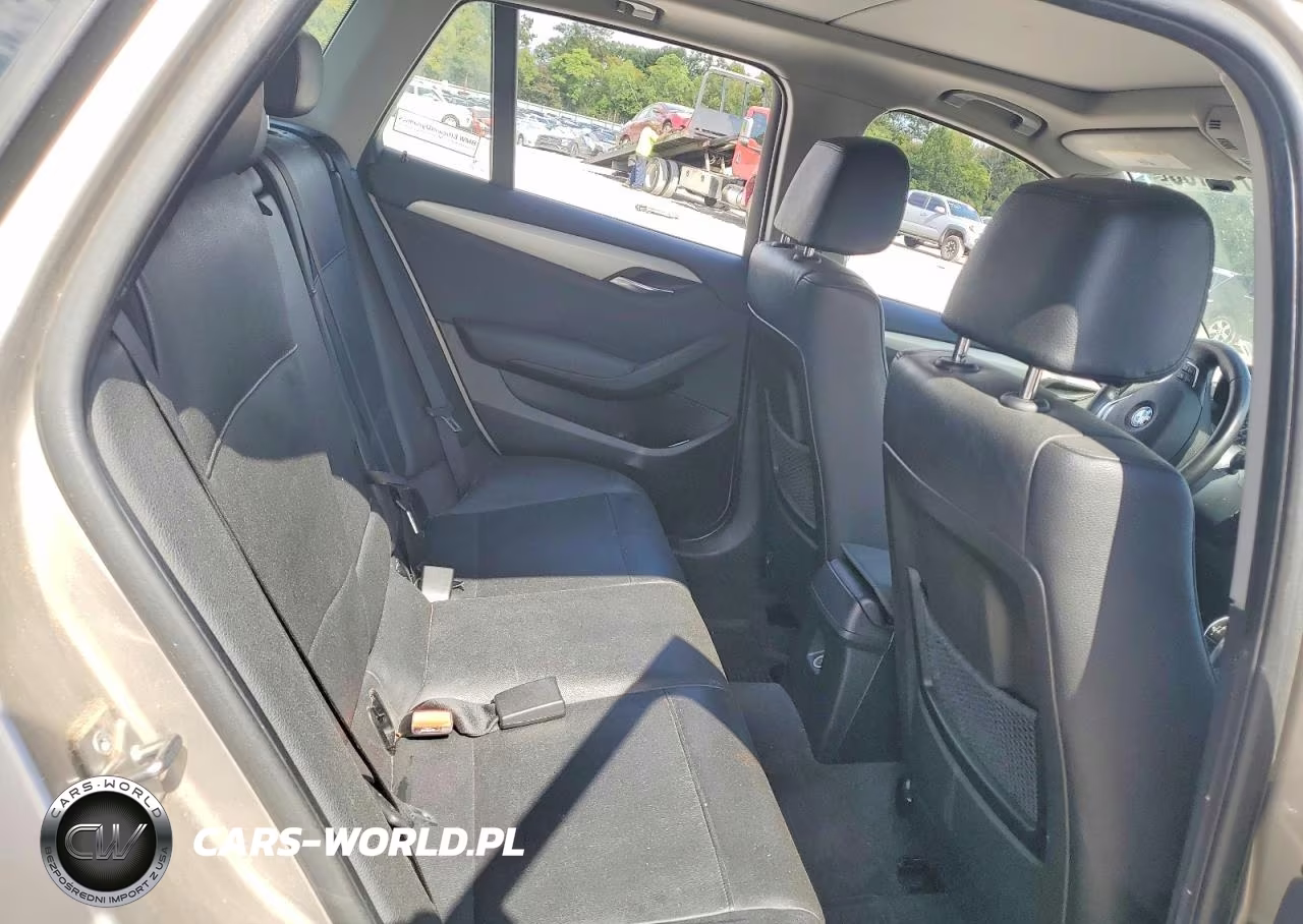 2014 BMW X1 xDrive28I VIN:WBAVL1C50EVY10049 - 11