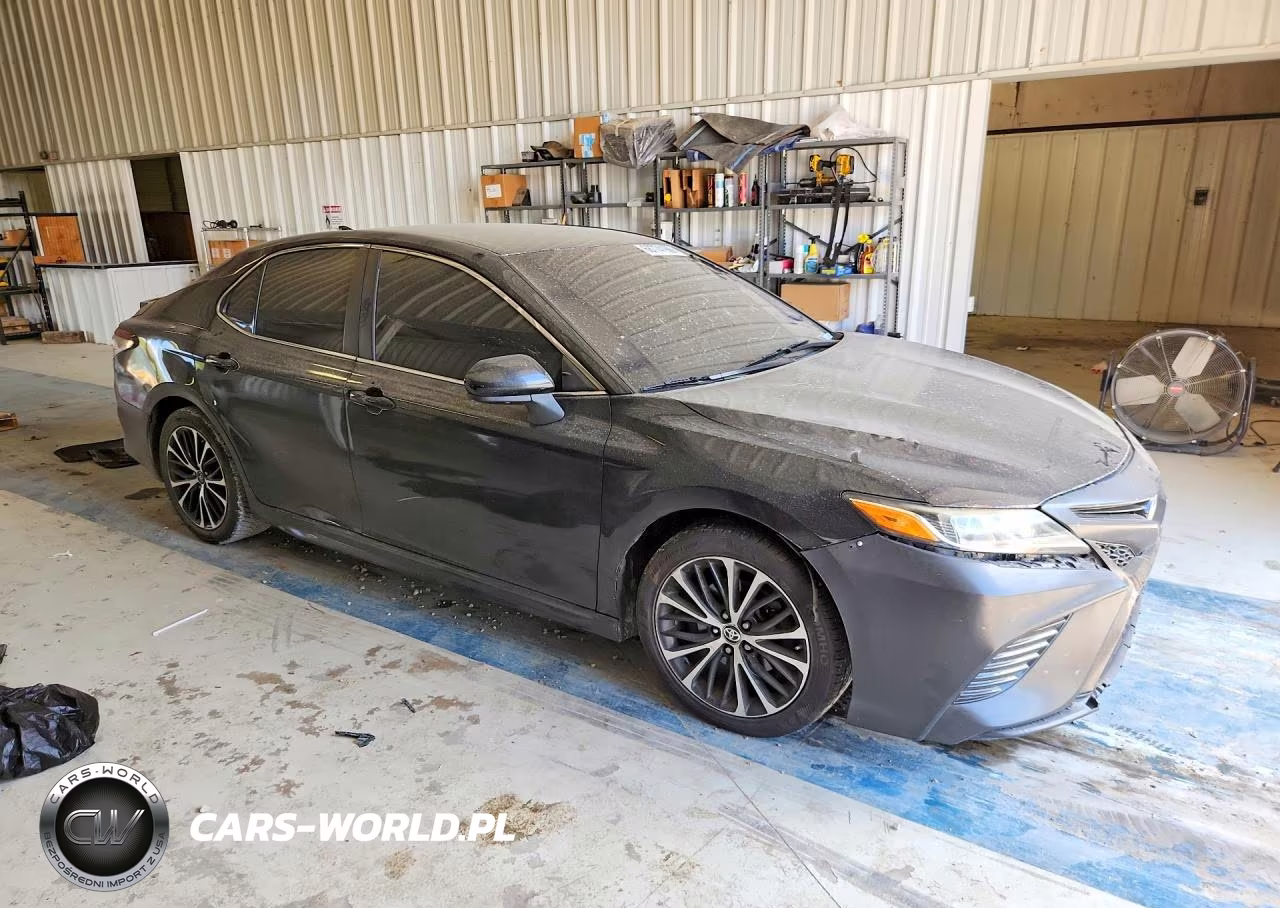 2019 Toyota Camry Se VIN:4T1B11HK8KU167134 - 4