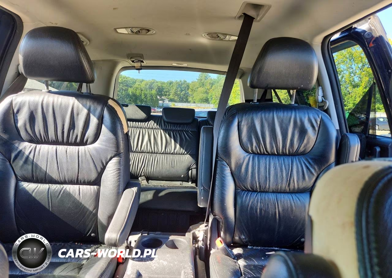 2010 Honda Odyssey Touring VIN:5FNRL3H94AB095457 - 10