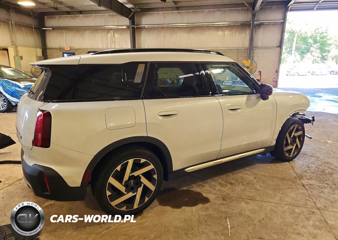 2025 Mini Countryman S All4 VIN:WMZ23GA09S7R16595 - 3