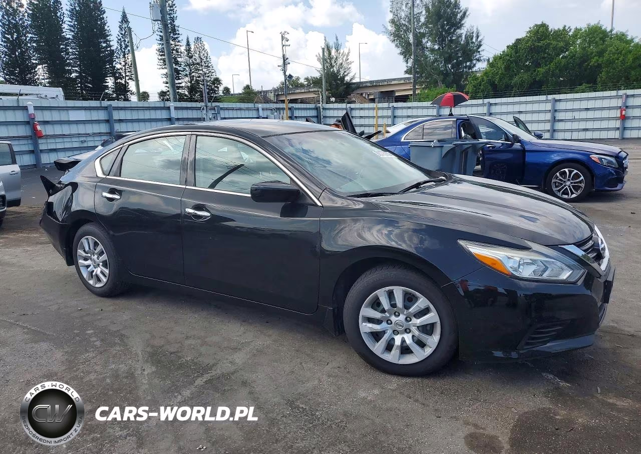 2018 Nissan Altima 2.5 S VIN:1N4AL3AP1JC293051 - 4