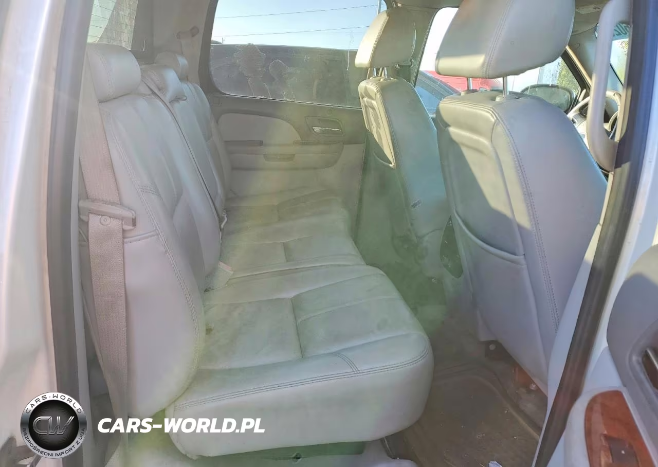 2008 Chevrolet Avalanche K1500 VIN:3GNFK123X8G293275 - 11