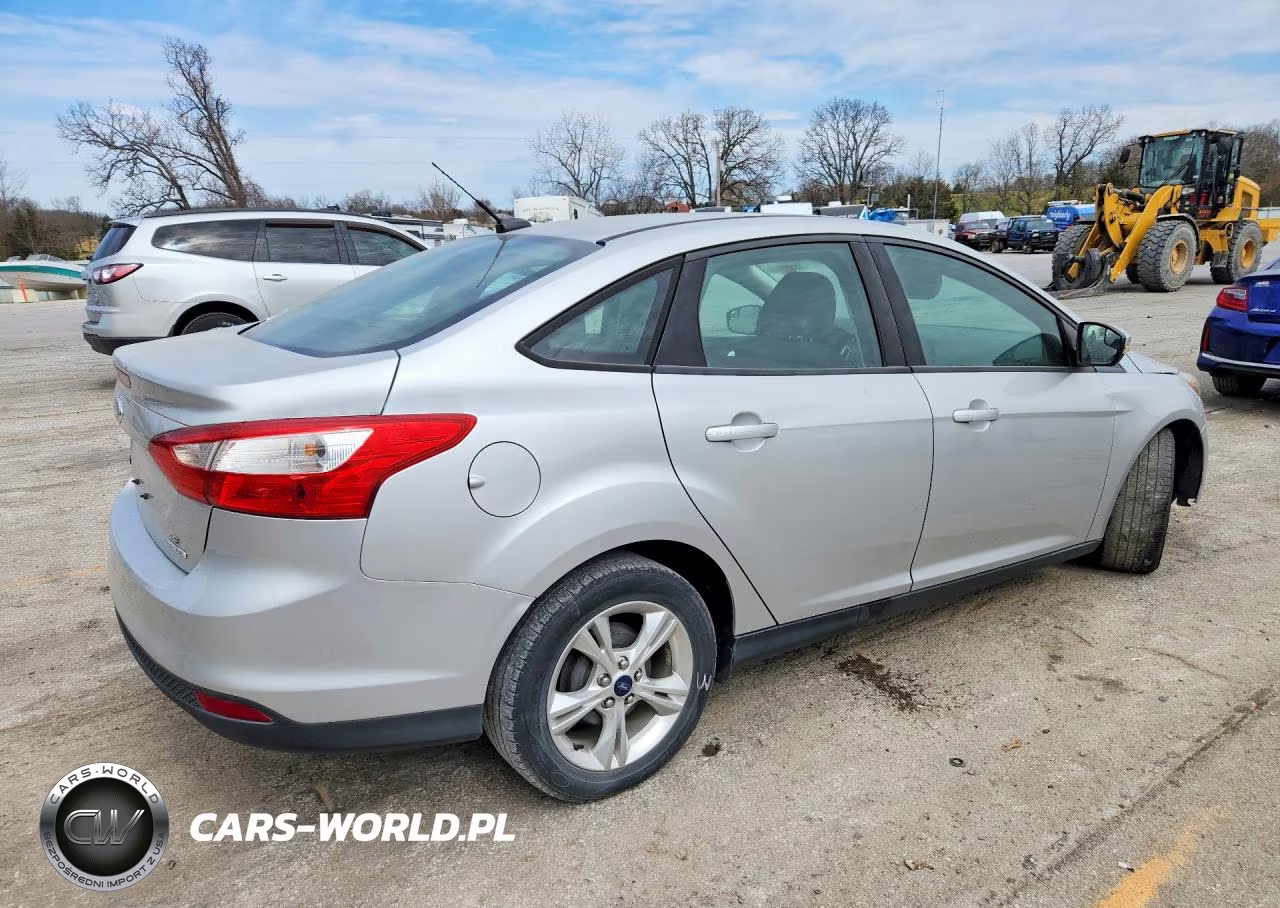 2013 Ford Focus Se VIN:1FADP3F24DL337482 - 3