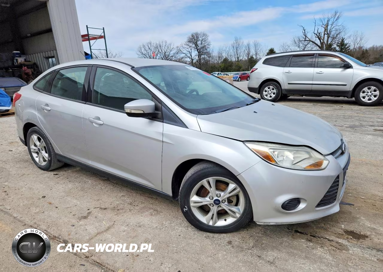 2013 Ford Focus Se VIN:1FADP3F24DL337482 - 4