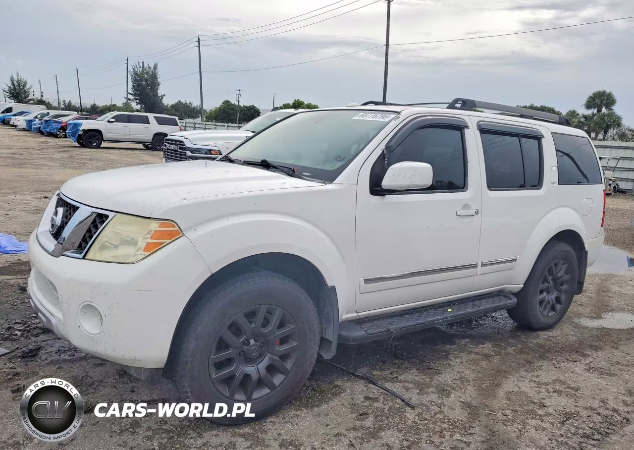 2010 Nissan Pathfinder S Fe+