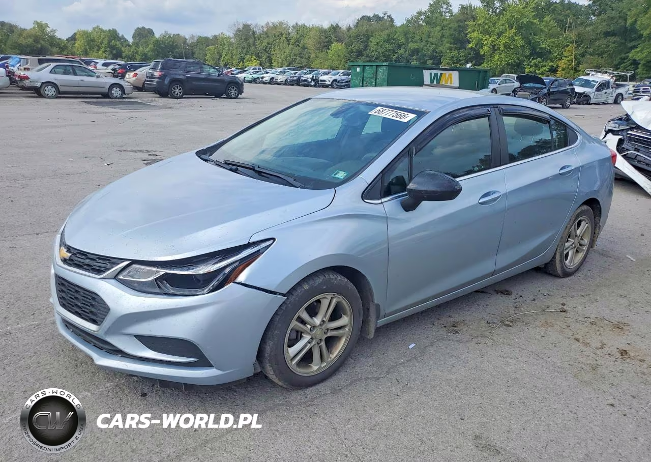 2017 Chevrolet Cruze Lt VIN:1G1BE5SM7H7217578 - 1