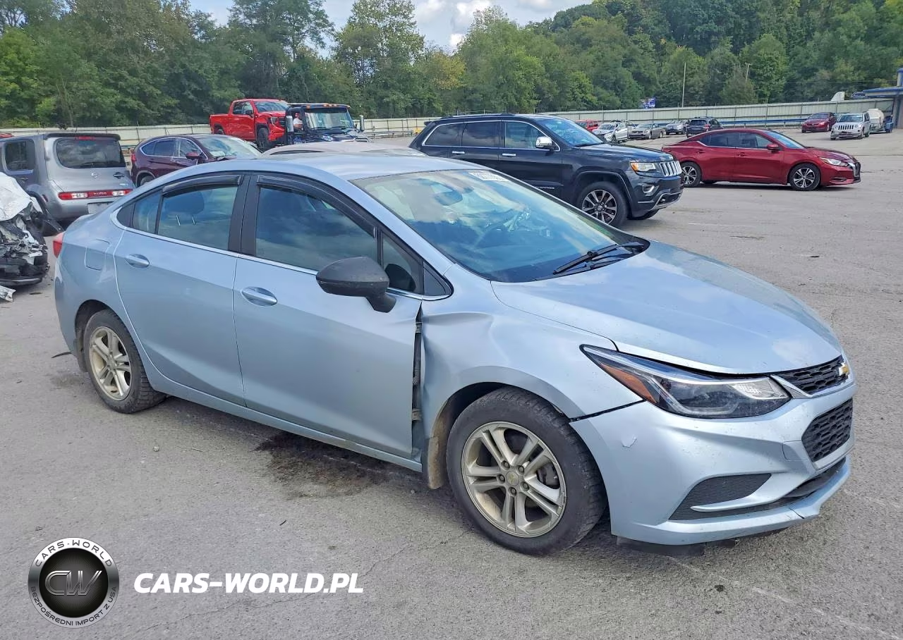 2017 Chevrolet Cruze Lt VIN:1G1BE5SM7H7217578 - 4
